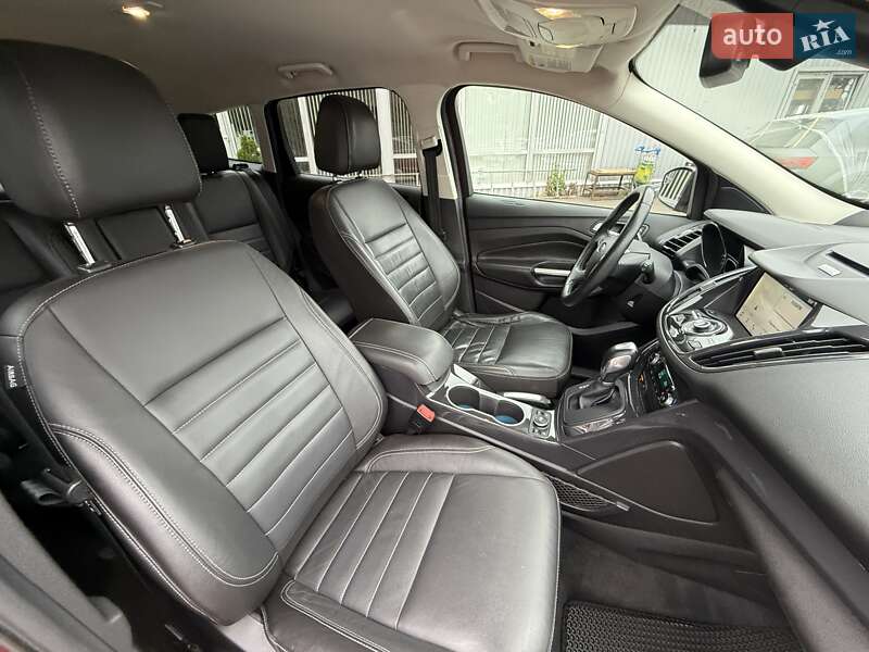 Позашляховик / Кросовер Ford Escape 2015 в Києві