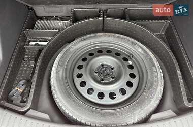 Внедорожник / Кроссовер Ford Escape 2015 в 