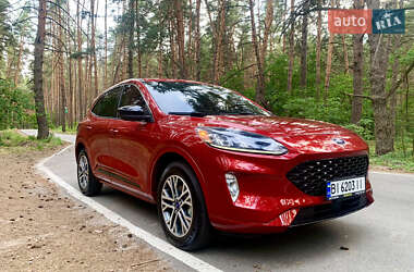 Внедорожник / Кроссовер Ford Escape 2022 в 
