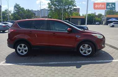Внедорожник / Кроссовер Ford Escape 2014 в 