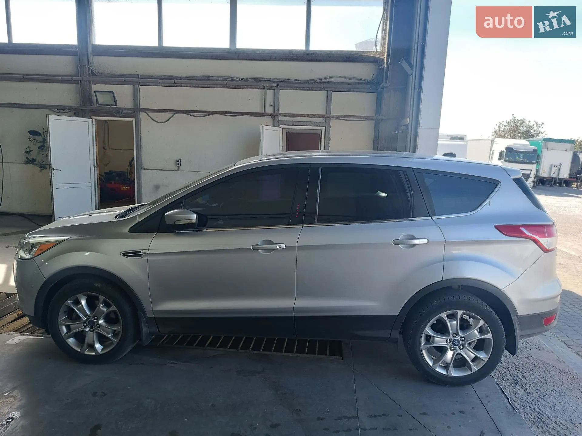 2012 Ford Escape - мініатюра 19