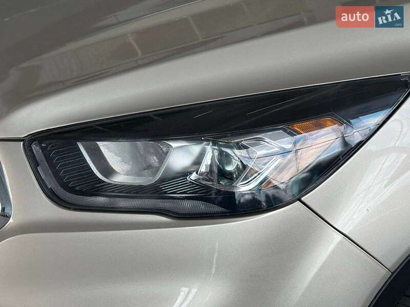 Внедорожник / Кроссовер Ford Escape 2016 в Одессе