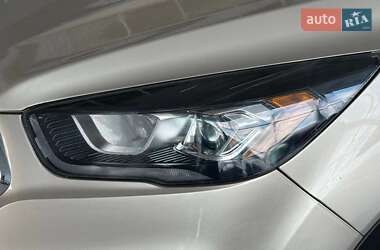 Внедорожник / Кроссовер Ford Escape 2016 в 
