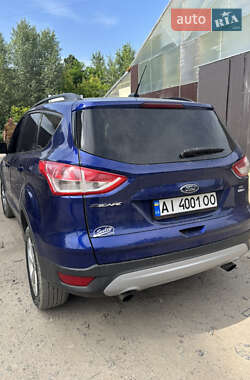Внедорожник / Кроссовер Ford Escape 2013 в 