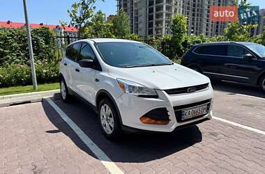 Внедорожник / Кроссовер Ford Escape 2016 в Киеве