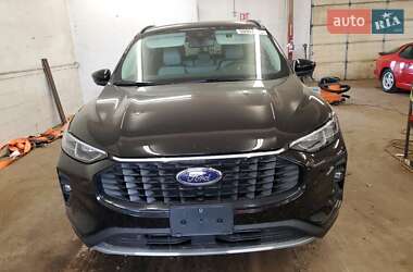 Внедорожник / Кроссовер Ford Escape 2024 в 