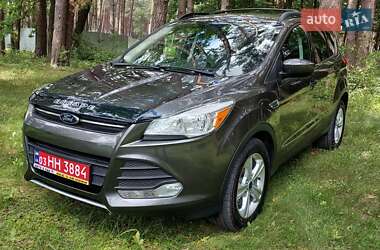 Позашляховик / Кросовер Ford Escape 2015 в Дубні