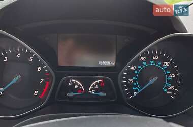 Внедорожник / Кроссовер Ford Escape 2015 в 