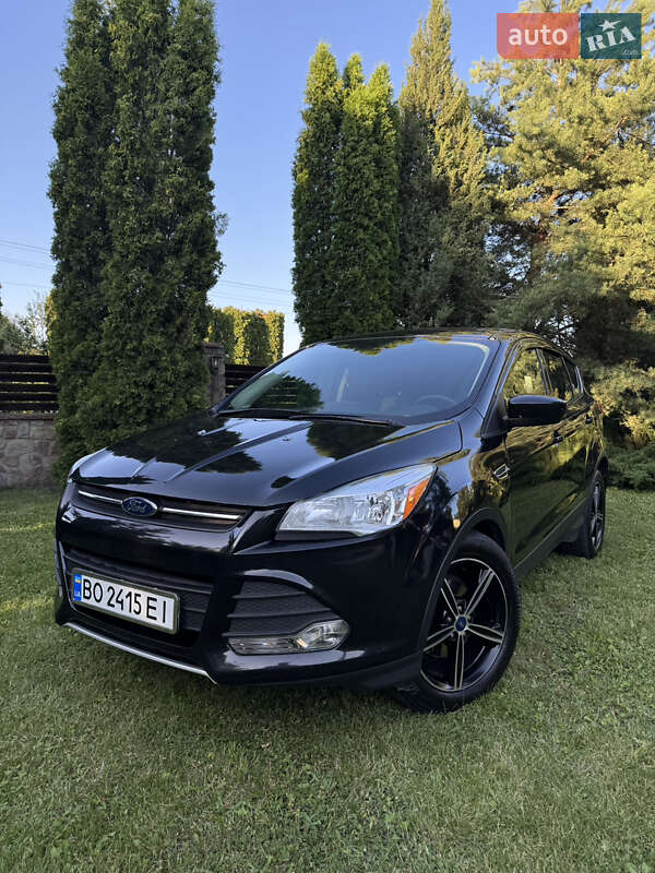 Внедорожник / Кроссовер Ford Escape 2015 в Тернополе