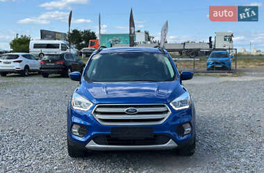 Внедорожник / Кроссовер Ford Escape 2018 в Львове