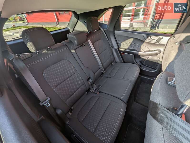 Внедорожник / Кроссовер Ford Escape 2024 в Ровно