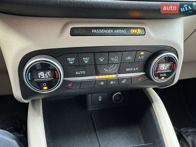 Позашляховик / Кросовер Ford Escape 2019 в Києві