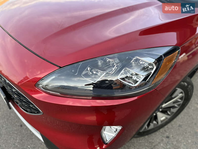 Позашляховик / Кросовер Ford Escape 2019 в Києві