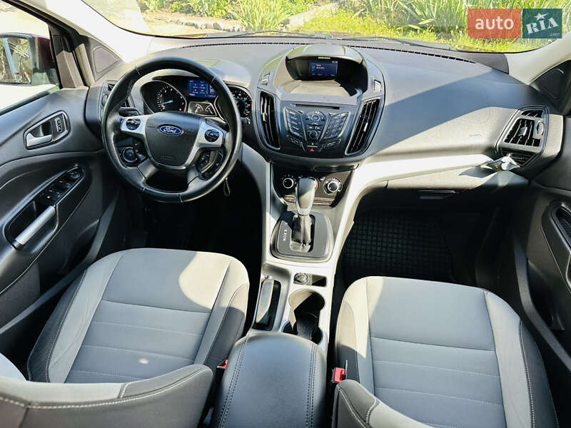Внедорожник / Кроссовер Ford Escape 2014 в Каменском