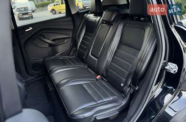 Внедорожник / Кроссовер Ford Escape 2016 в 