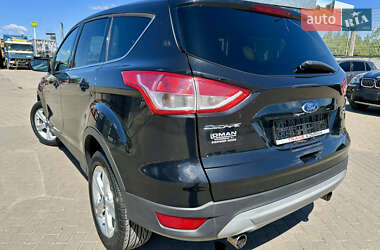 Внедорожник / Кроссовер Ford Escape 2013 в 