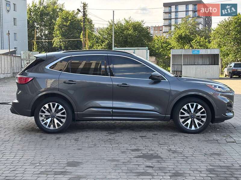 Внедорожник / Кроссовер Ford Escape 2020 в Львове