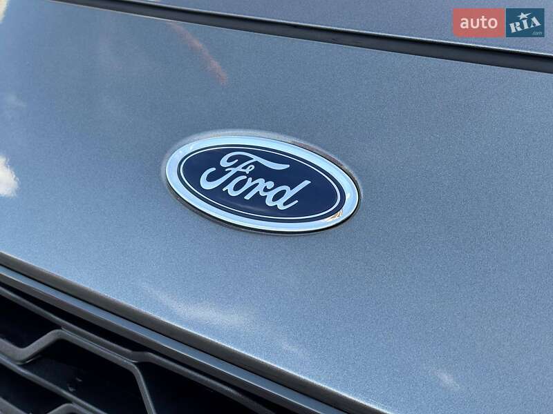 Внедорожник / Кроссовер Ford Escape 2020 в Львове