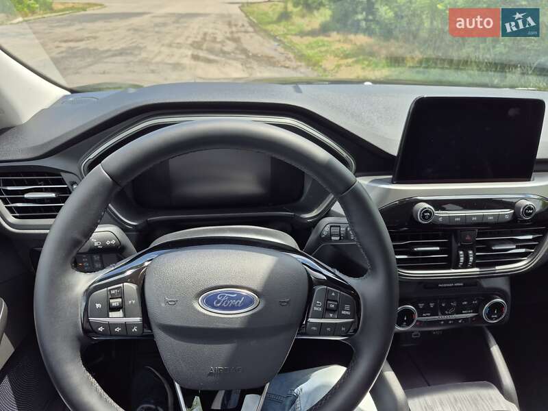 Внедорожник / Кроссовер Ford Escape 2024 в Кривом Роге