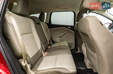 Внедорожник / Кроссовер Ford Escape 2014 в 