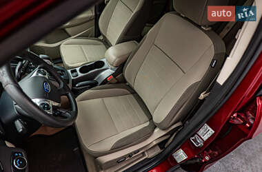 Внедорожник / Кроссовер Ford Escape 2014 в 