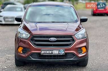 Внедорожник / Кроссовер Ford Escape 2018 в 