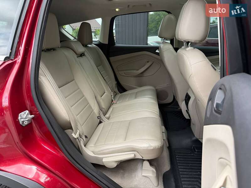 Внедорожник / Кроссовер Ford Escape 2014 в Хмельницком