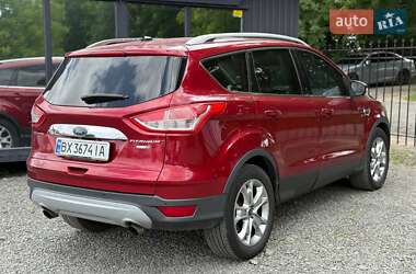 Внедорожник / Кроссовер Ford Escape 2014 в 