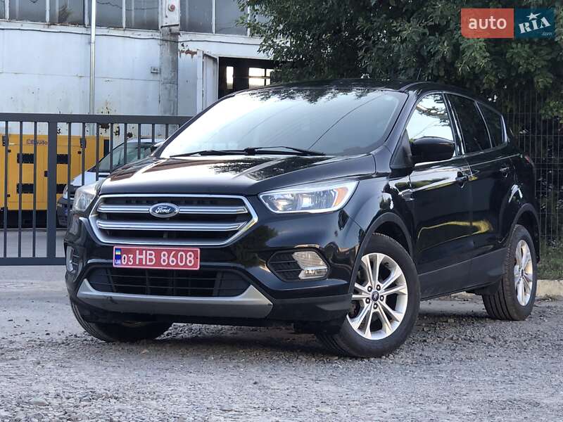 Внедорожник / Кроссовер Ford Escape 2016 в Львове