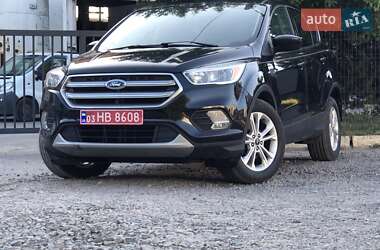Внедорожник / Кроссовер Ford Escape 2016 в 