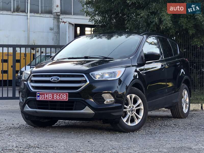 Внедорожник / Кроссовер Ford Escape 2016 в Львове