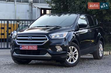 Внедорожник / Кроссовер Ford Escape 2016 в 