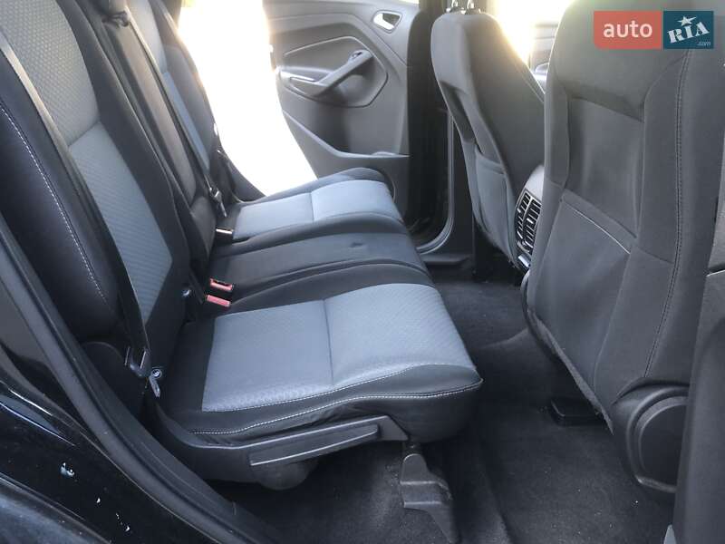 Внедорожник / Кроссовер Ford Escape 2016 в Львове