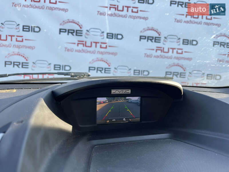 Внедорожник / Кроссовер Ford Escape 2016 в Львове