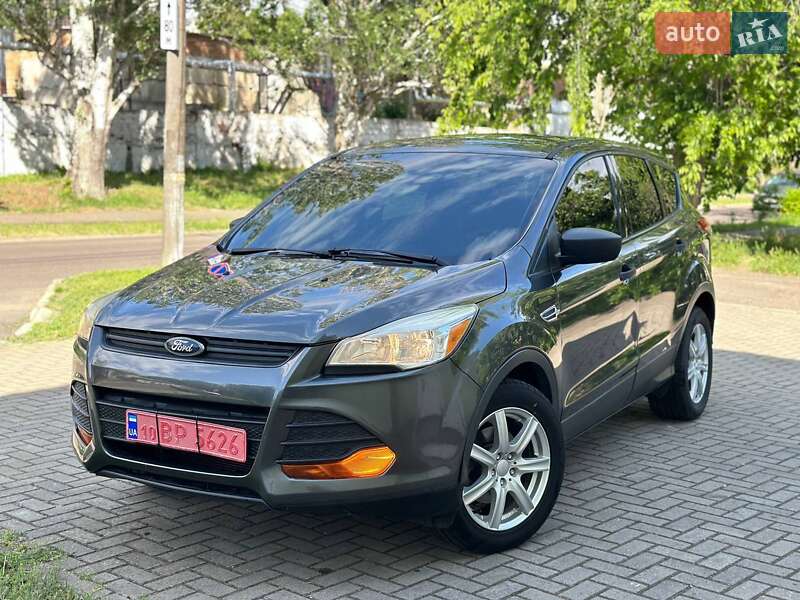 Внедорожник / Кроссовер Ford Escape 2016 в 