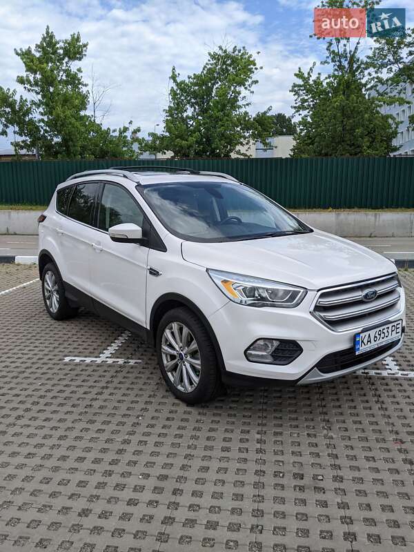 Внедорожник / Кроссовер Ford Escape 2016 в Киеве фото 3 Внедорожник / Кроссовер Ford Escape 2016 в Киеве