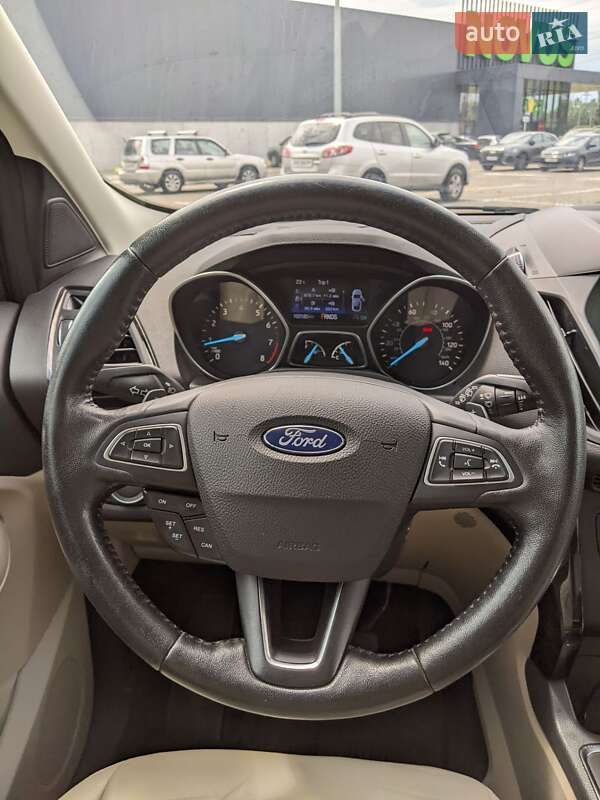 Внедорожник / Кроссовер Ford Escape 2016 в Киеве фото 21 Внедорожник / Кроссовер Ford Escape 2016 в Киеве