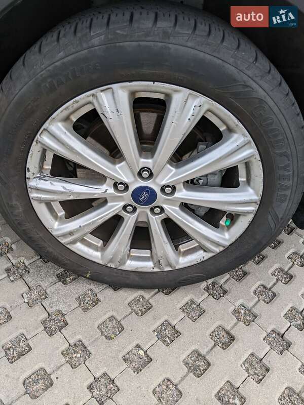 Внедорожник / Кроссовер Ford Escape 2016 в Киеве фото 26 Внедорожник / Кроссовер Ford Escape 2016 в Киеве