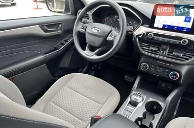 Внедорожник / Кроссовер Ford Escape 2022 в 