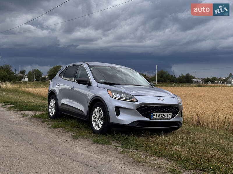 Позашляховик / Кросовер Ford Escape 2021 в Полтаві