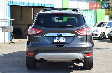 Позашляховик / Кросовер Ford Escape 2015 в 