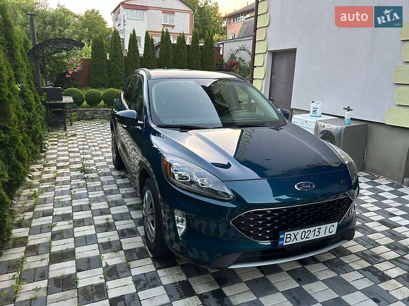 Внедорожник / Кроссовер Ford Escape 2019 в Хмельницком