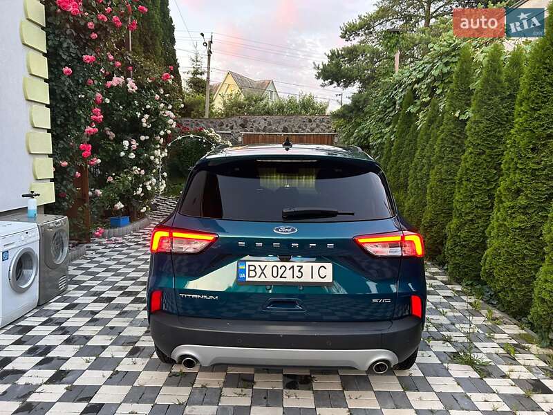 Внедорожник / Кроссовер Ford Escape 2019 в Хмельницком