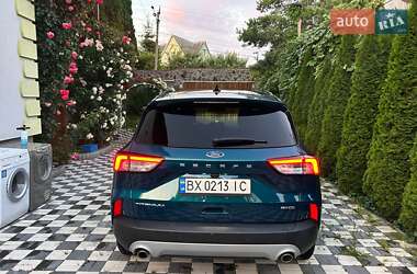 Внедорожник / Кроссовер Ford Escape 2019 в 