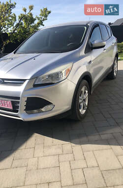 Внедорожник / Кроссовер Ford Escape 2014 в 