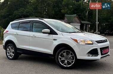 Внедорожник / Кроссовер Ford Escape 2016 в Ахтырке