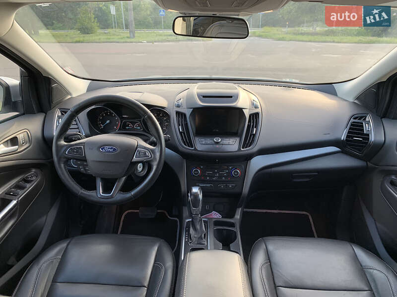 Внедорожник / Кроссовер Ford Escape 2018 в Киеве