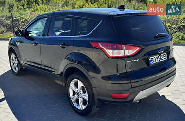 Внедорожник / Кроссовер Ford Escape 2013 в 