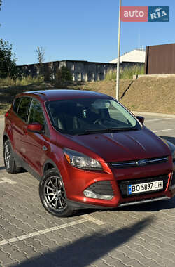 Позашляховик / Кросовер Ford Escape 2015 в Тернополі