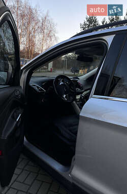 Внедорожник / Кроссовер Ford Escape 2013 в 